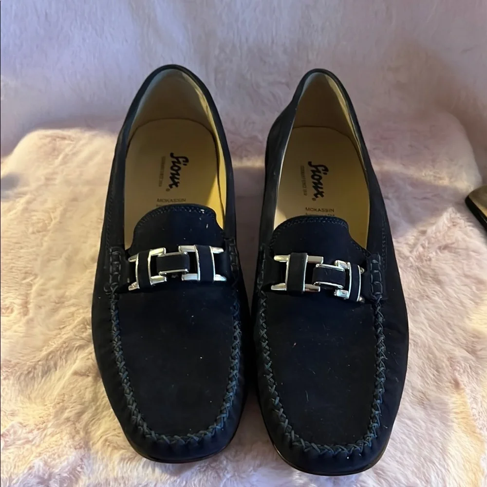 Black Loafers with Silver Hardware and Moccasin Stitching B07